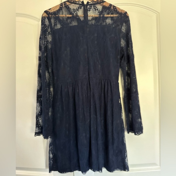 Xhilaration Dress w/ Bell Sleeve - Picture 2 of 2